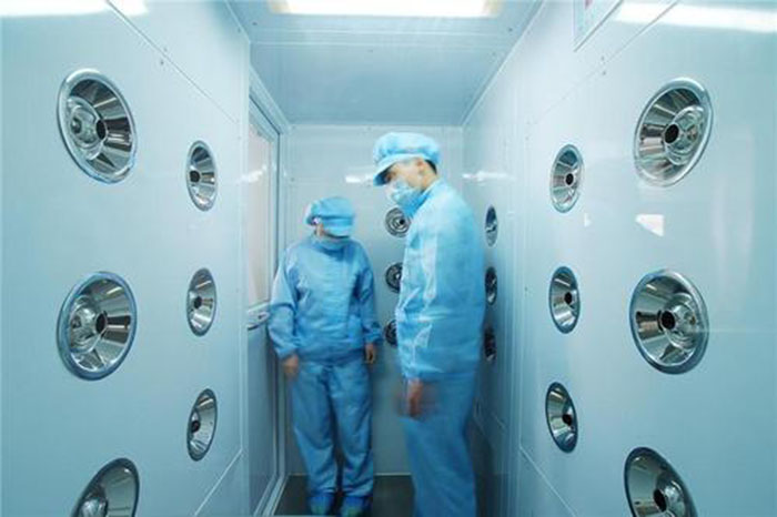 啟動風淋室按下啟動按鈕,風淋室開始工作,風機啟動,過濾器開始過濾空氣。 啟動風淋室按下啟動按鈕,風淋室開始工作,風機啟動,過濾器開始過濾空氣。